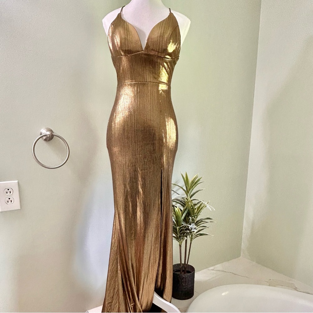 Get Formal Ready! GB Formal Gown Size 2/4 Gold Floor Length